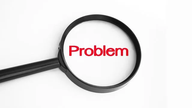 海外　SNS　マーケティング　課題